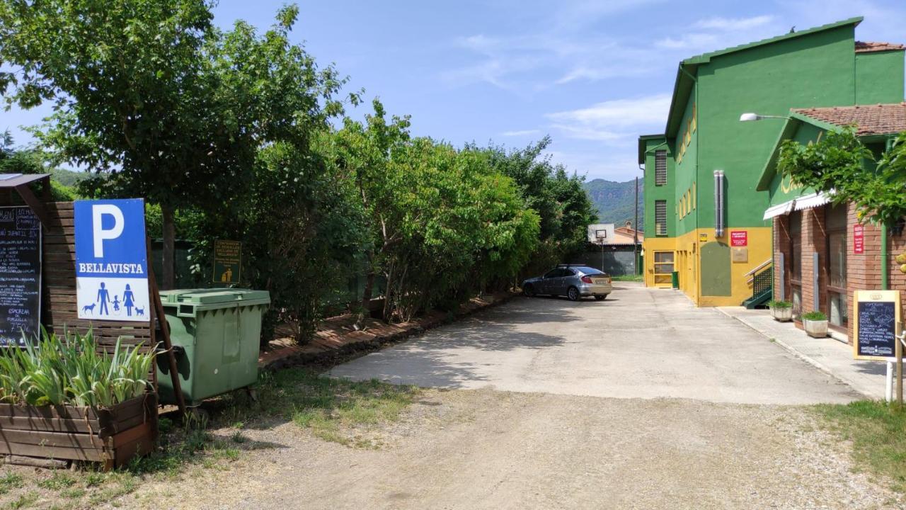 Alberg Restaurant Bellavista Santa Pau Ngoại thất bức ảnh