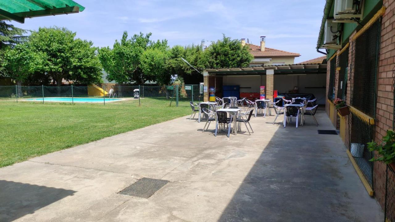 Alberg Restaurant Bellavista Santa Pau Ngoại thất bức ảnh